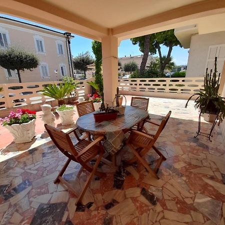 Bouganville Casa Vacanza Ambiente Climatizzato Con Wi Fi Пинето Экстерьер фото