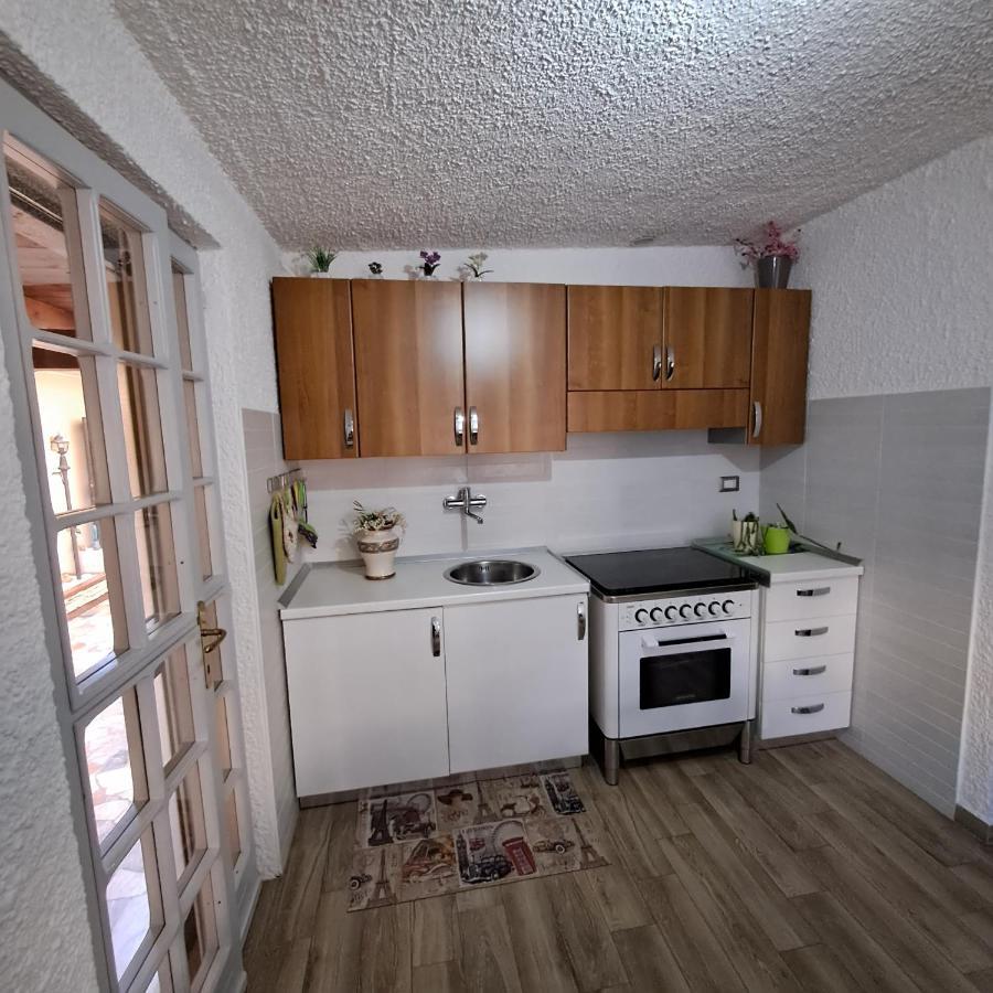 Bouganville Casa Vacanza Ambiente Climatizzato Con Wi Fi Пинето Экстерьер фото
