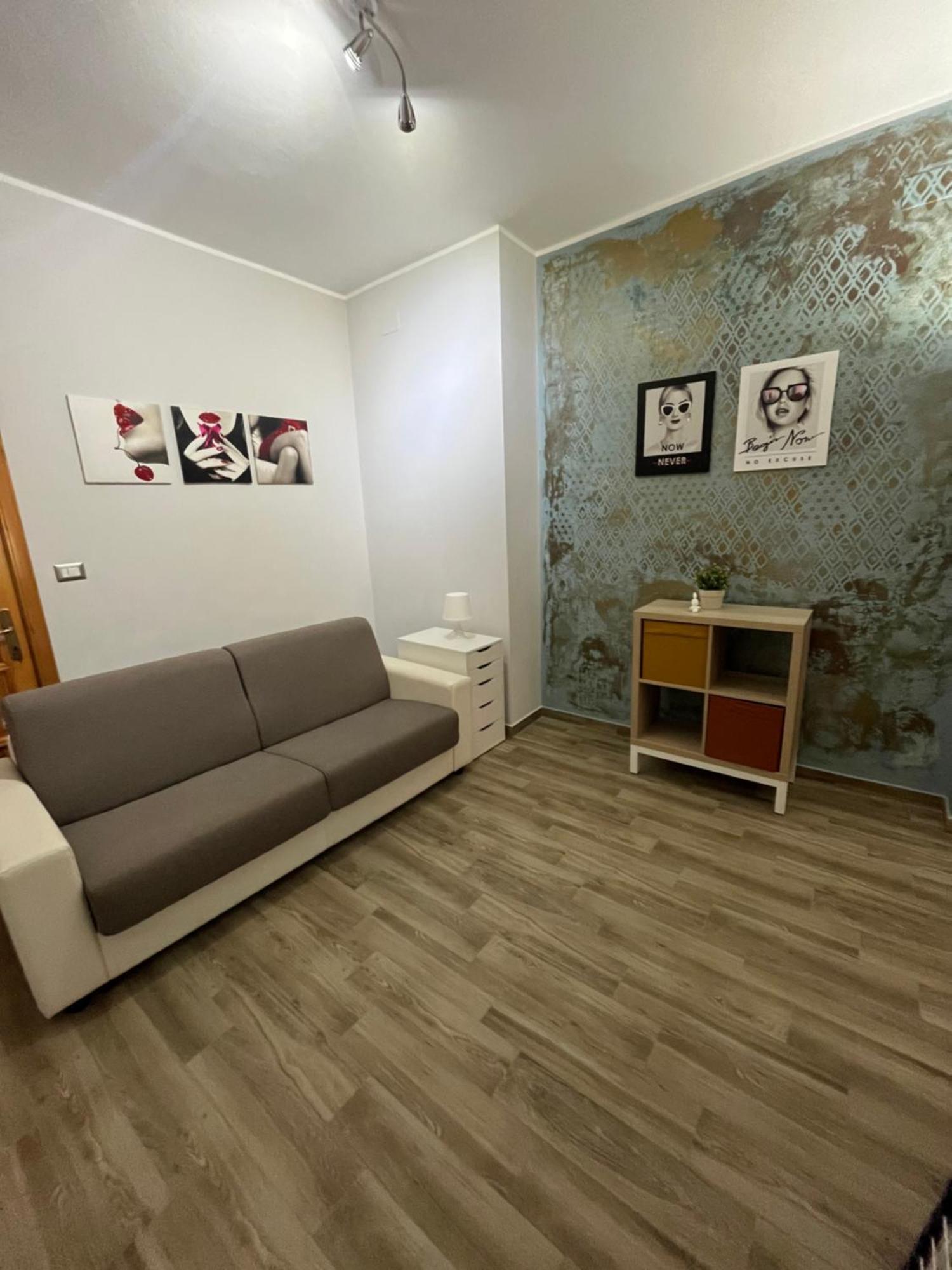 Bouganville Casa Vacanza Ambiente Climatizzato Con Wi Fi Пинето Экстерьер фото