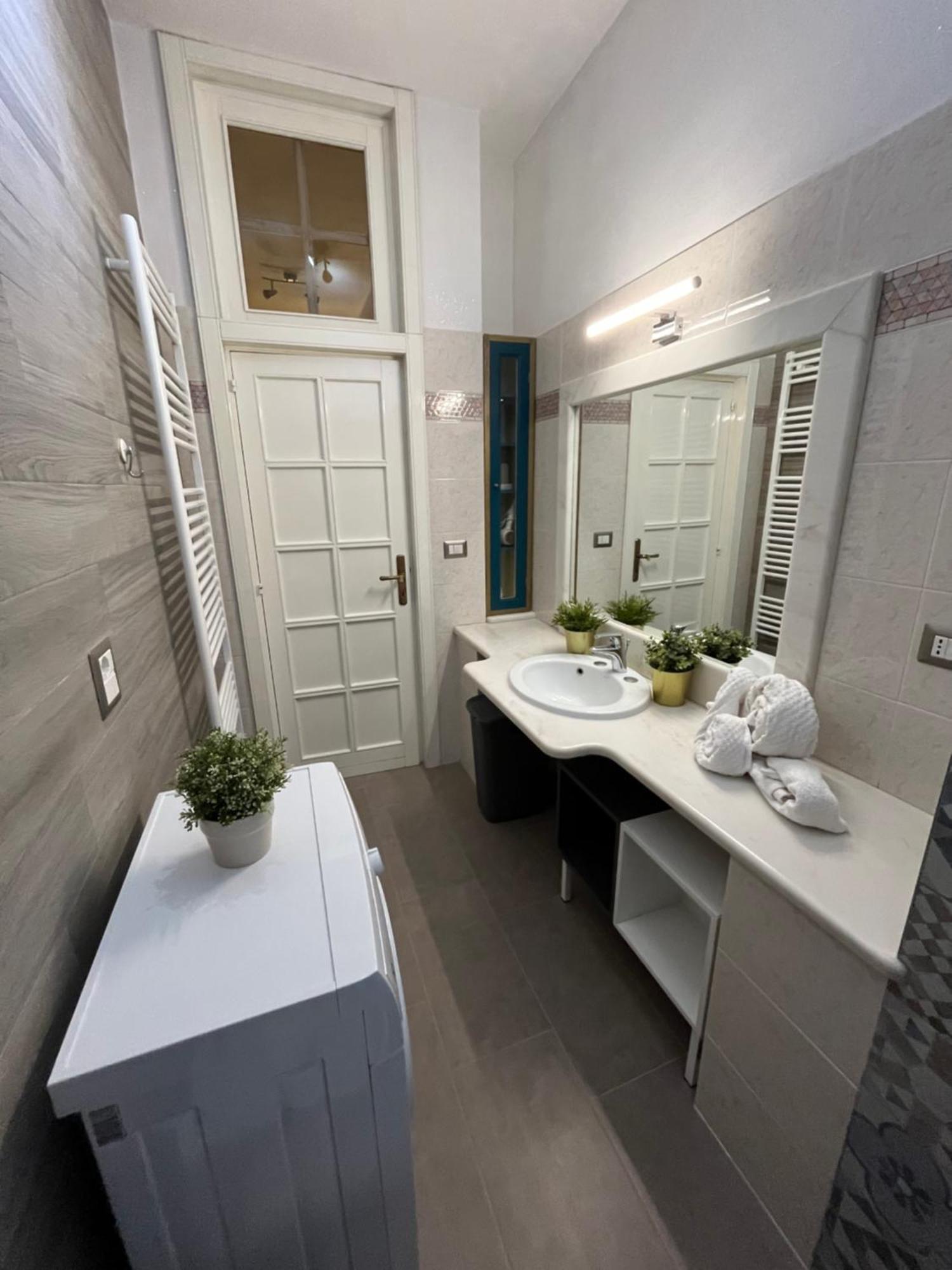 Bouganville Casa Vacanza Ambiente Climatizzato Con Wi Fi Пинето Экстерьер фото